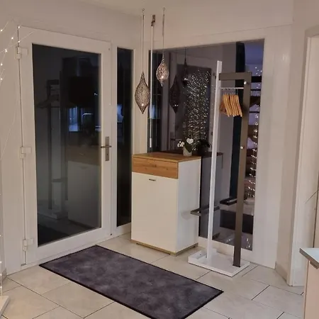 Luxurioses 5* Swiss Basecamp Apartment, Bern Apartment Zollikofen