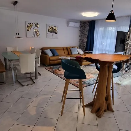 Luxurioses 5* Swiss Basecamp Apartment, Bern Apartment *