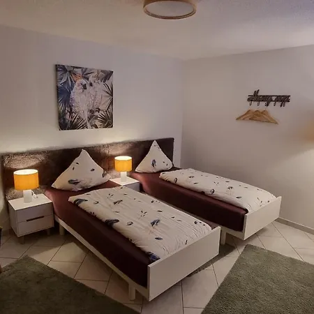 Apartment Luxurioses 5* Swiss Basecamp Apartment, Bern Zollikofen