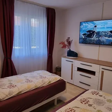 Luxurioses 5* Swiss Basecamp Apartment, Bern *