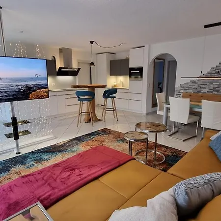 Apartment Luxurioses 5* Swiss Basecamp Apartment, Bern Zollikofen